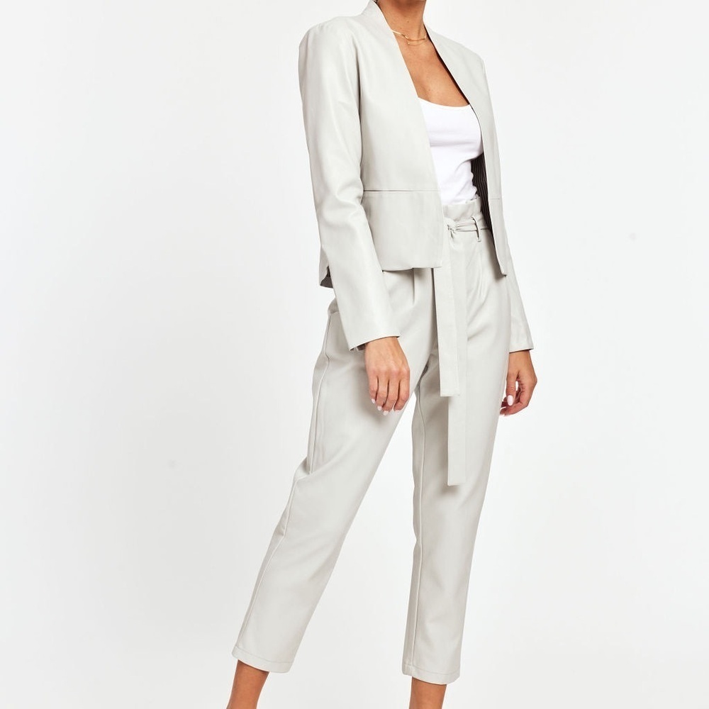 Dolce Cabo light Gray Faux Leather Blazer - Picture 5 of 10